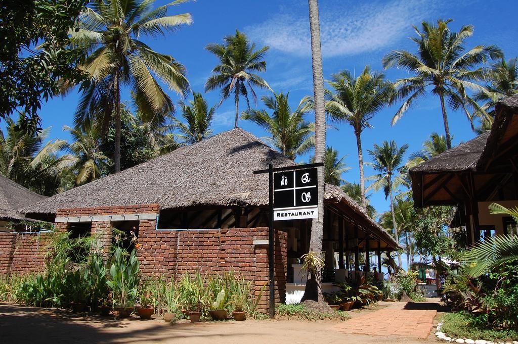 Emerald Sea Resort Ngwesaung Exterior photo