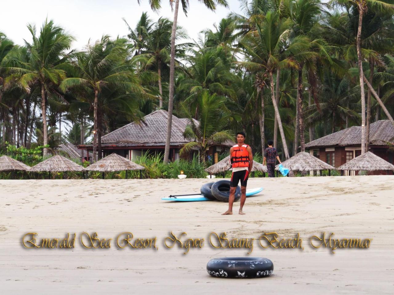 Emerald Sea Resort Ngwesaung Exterior photo