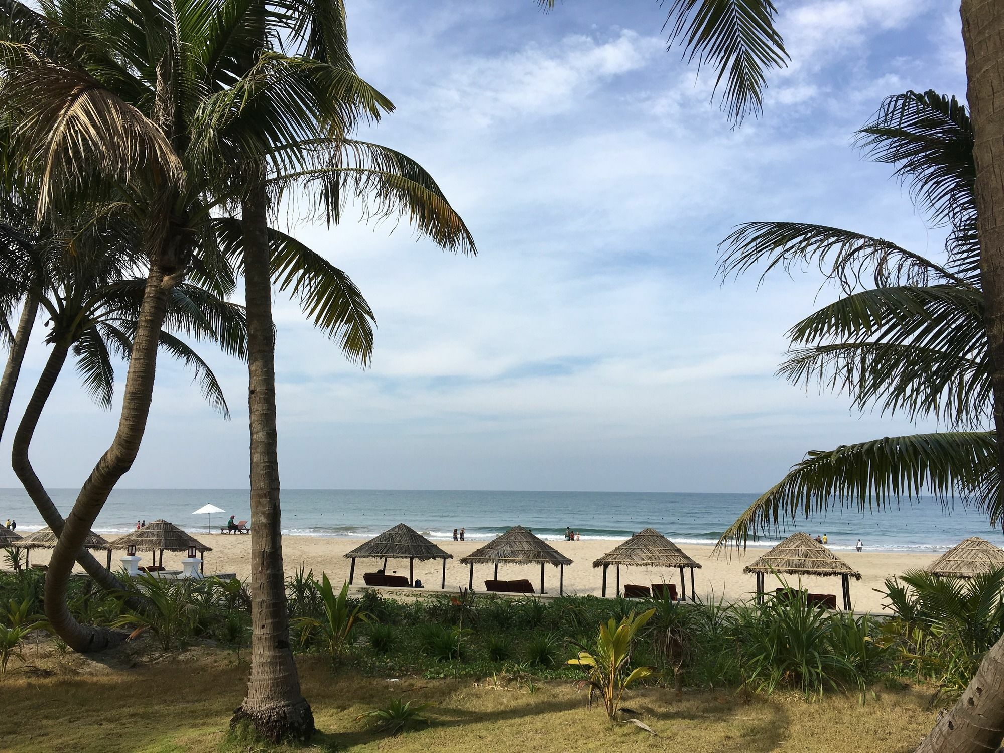 Emerald Sea Resort Ngwesaung Exterior photo